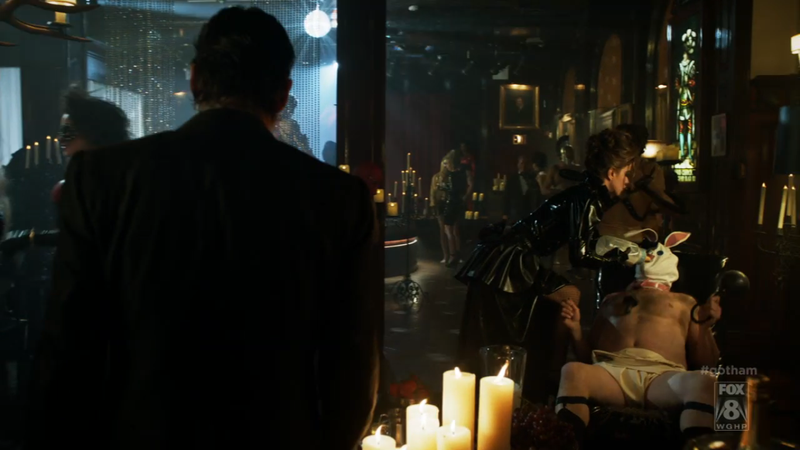 Illustration for article titled Gotham slams "The Anvil and the Hammer" - recap/review